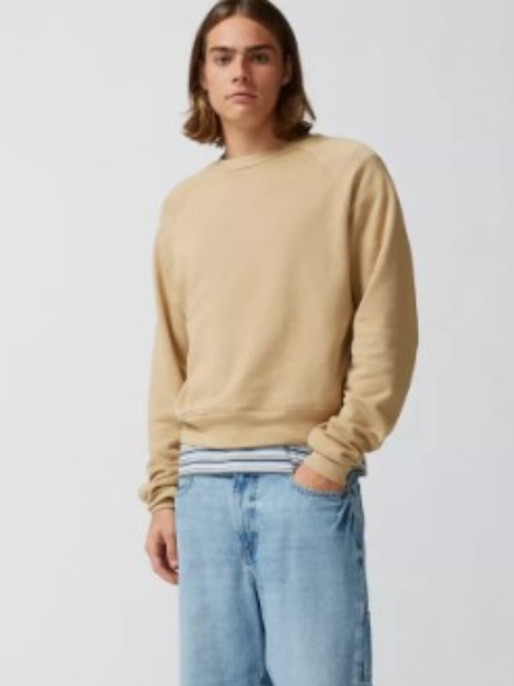 (UO-111) Urban Outfitters Justin Shrunken Crew Neck Sweatshirt